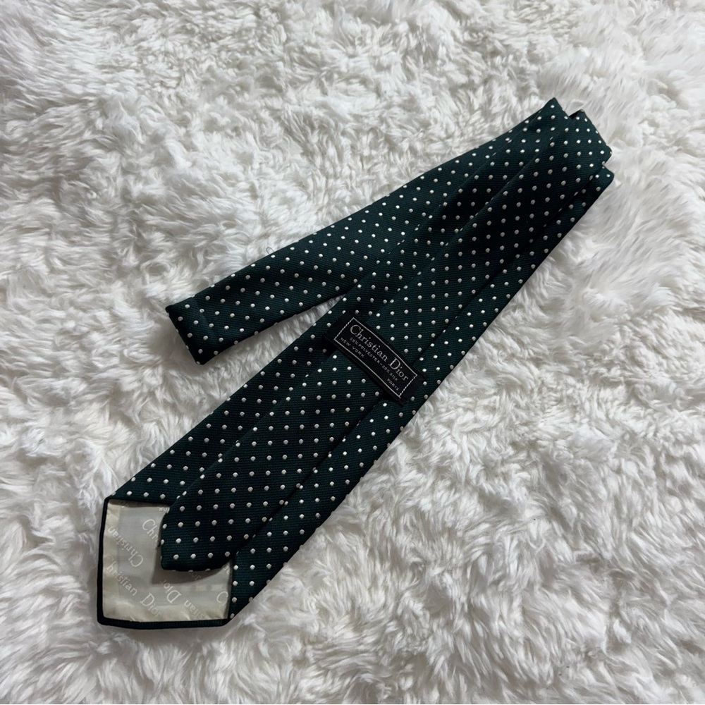 Dior Elegant Green and White Polkadots Neck Tie - Picture 5 of 8